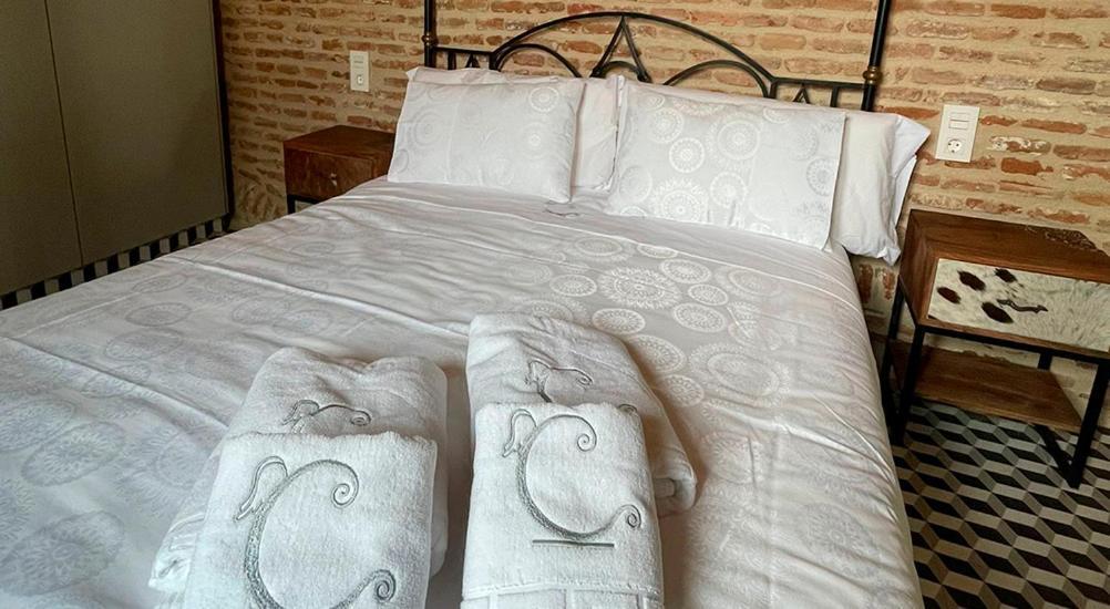 Hotel Rural La Casa De Carlota Montánchez Kültér fotó