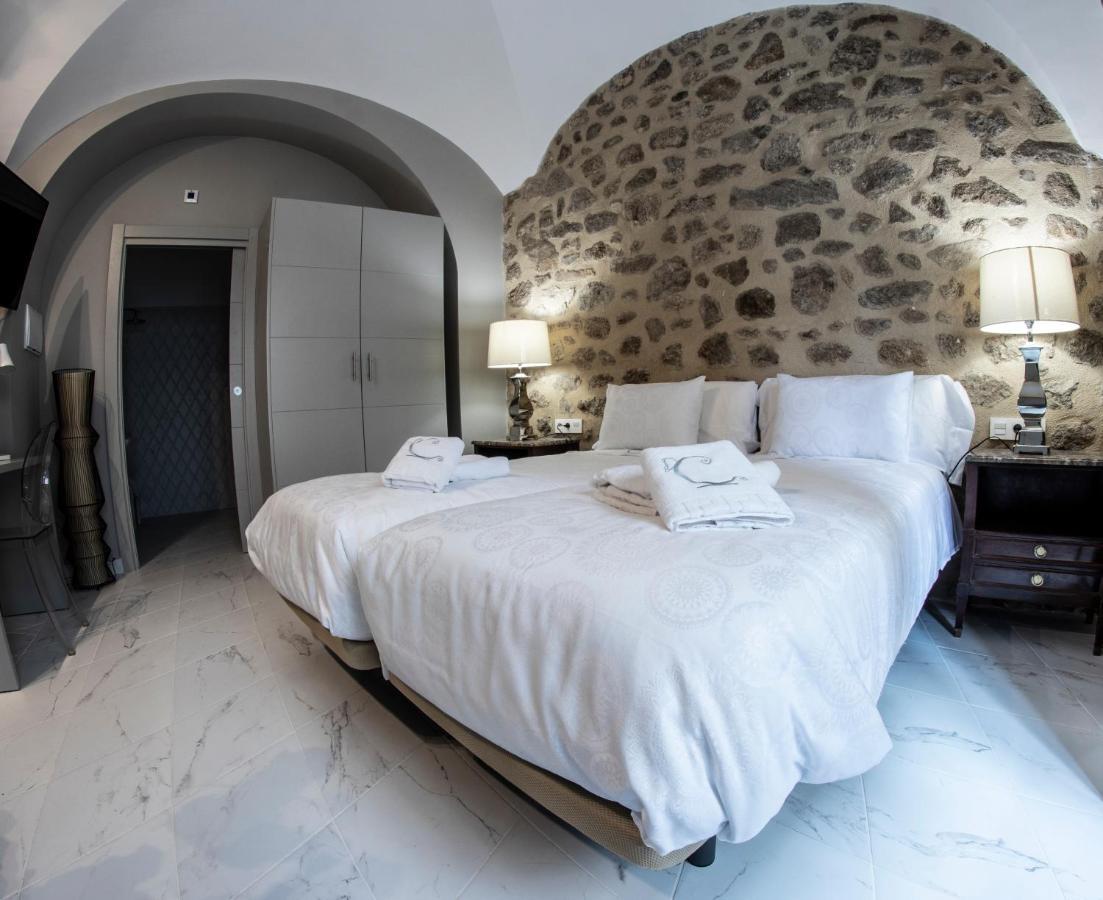 Hotel Rural La Casa De Carlota Montánchez Kültér fotó